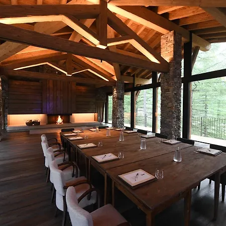 Les Neiges D'antan Hotel