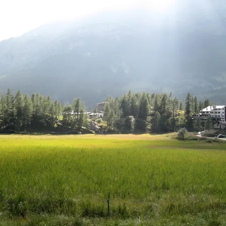 Les Neiges D'antan 4*