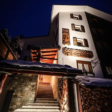 Hotel Les Neiges D'antan 4*